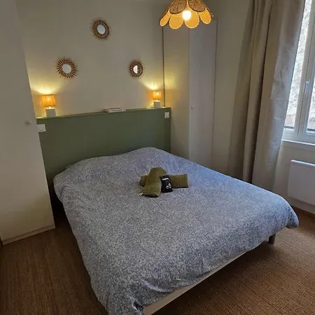 Stylish 2bedroom Near Town Hall Quiet Downtown